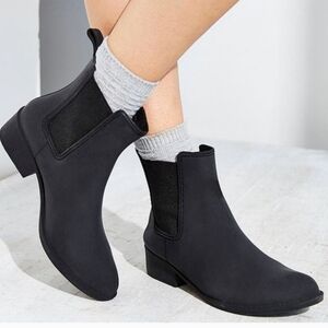 Jeffrey Campbell Havana Last Chelsea Rain Boots, Size 8